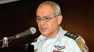 رئيس أركان الجيش الإسرائيلي السابق يطالب نتنياهو بالرحيل