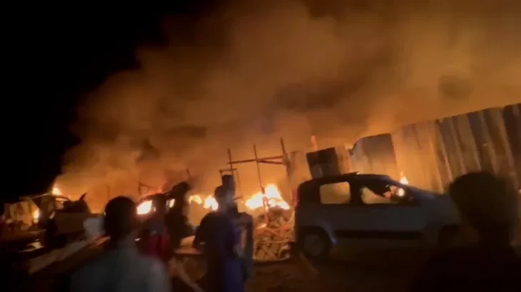 الرئاسة الفلسطينية: استهداف خيام النازحين في رفح مجزرة فاقت كل التوقعات وتتطلب تدخلا فوريا لوقف هذه الجرائم