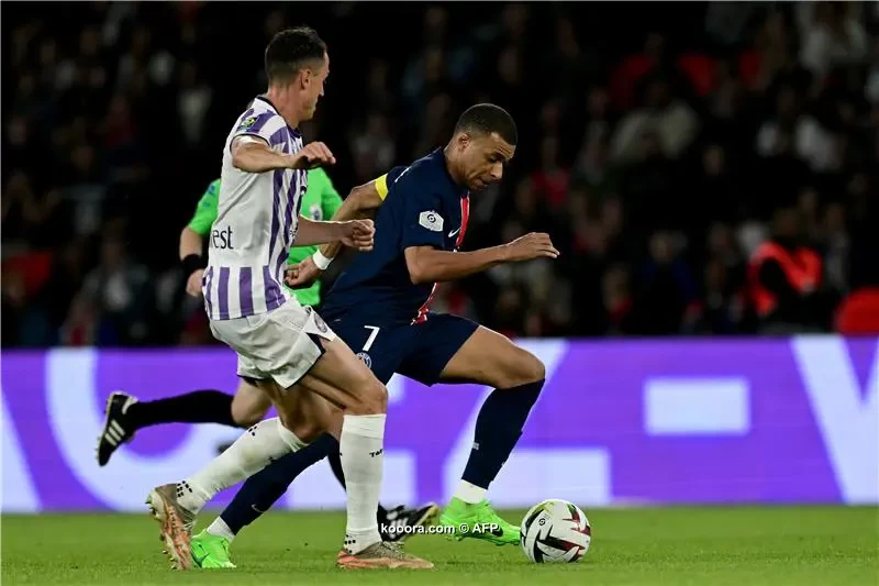 بالصور: باريس يسقط بثلاثية في ليلة وداع مبابي وحفل التتويج