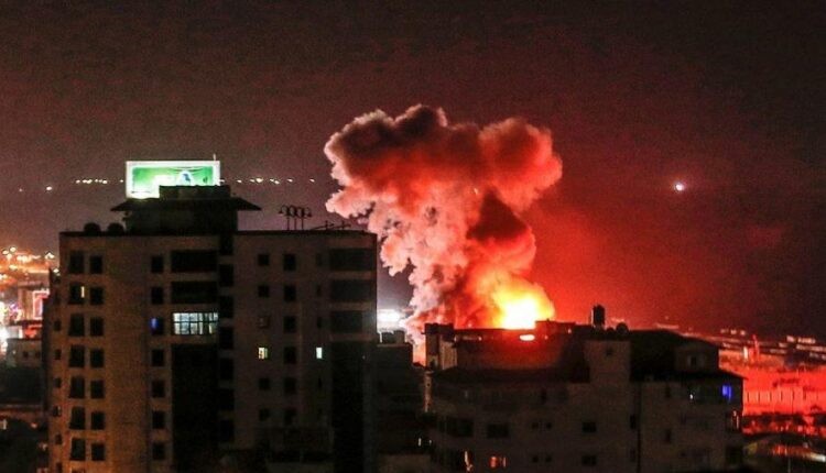 شهيدان وجرحى في قصف الاحتلال وسط مدينة غزة