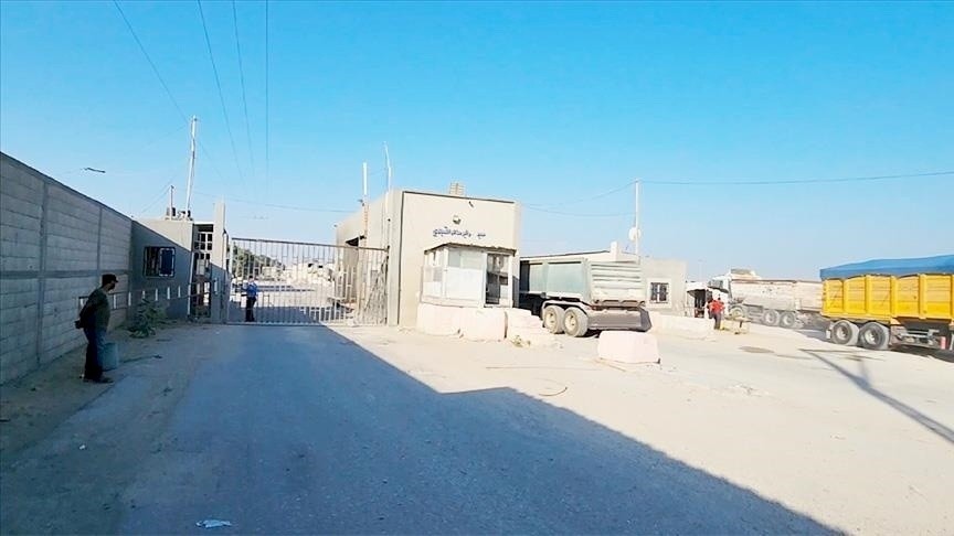 بدلاً من معبر رفح.. فلسطينيون مرضى يغادرون غزة عبر كرم أبو سالم