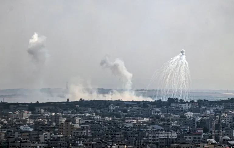 "رايتس ووتش": إسرائيل استخدمت الفوسفور الأبيض في 17 بلدة بجنوب لبنان