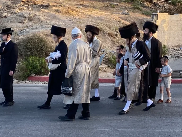 وزير الدفاع الإسرائيلي يصوت ضد تجنيد الحريديم