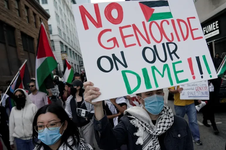 متظاهرون رافضون للحرب على غزة يعتصمون بجامعة كاليفورنيا