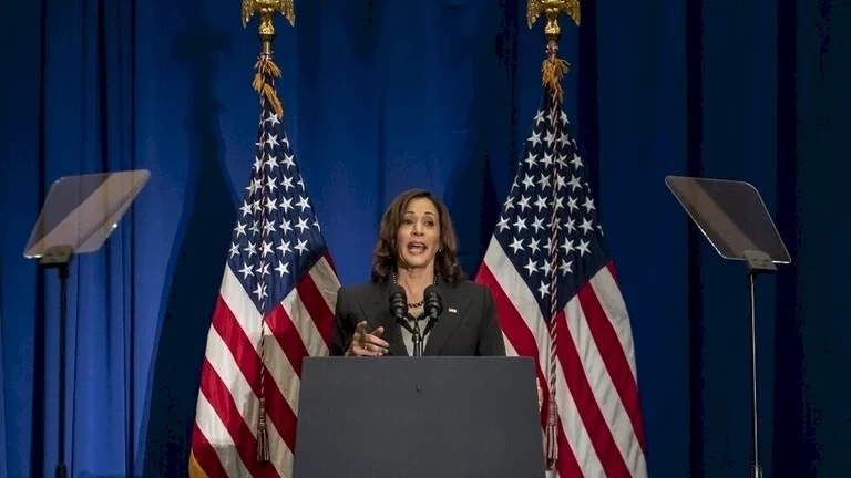 رؤساء الحزب الديمقراطي في 50 ولاية يدعمون هاريس