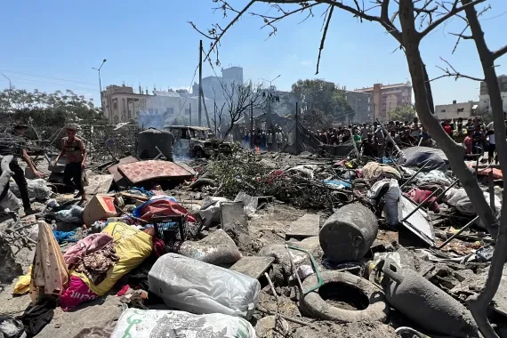 محمد الضيف بخير.. وادعاءات الاحتلال بشأن إصابته في مجزرة المواصي كاذبة