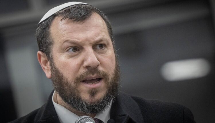 بعد دعوته لإسقاط قنبلة نووية على غزة.. وزير إسرائيلي ينشر خريطة مزعومة تدعو لاحتلال سيناء وجنوب لبنان والأردن