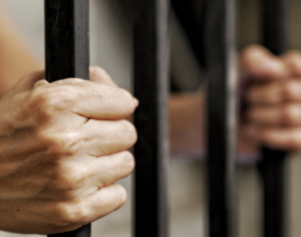 هيئة الأسرى: إدارة "عوفر" تمارس إهمالا طبياً متعمداً بحق الأسيرين دراج وشماسنة