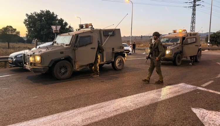 رويترز: حزب الله يخلي مواقع في لبنان تحسبًا لتصعيد إسرائيلي