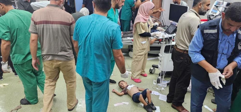 40 شهيدًا وعشرات الجرحى بمجزرتين جديدتين في مواصي خانيونس والنصيرات بقطاع غزة