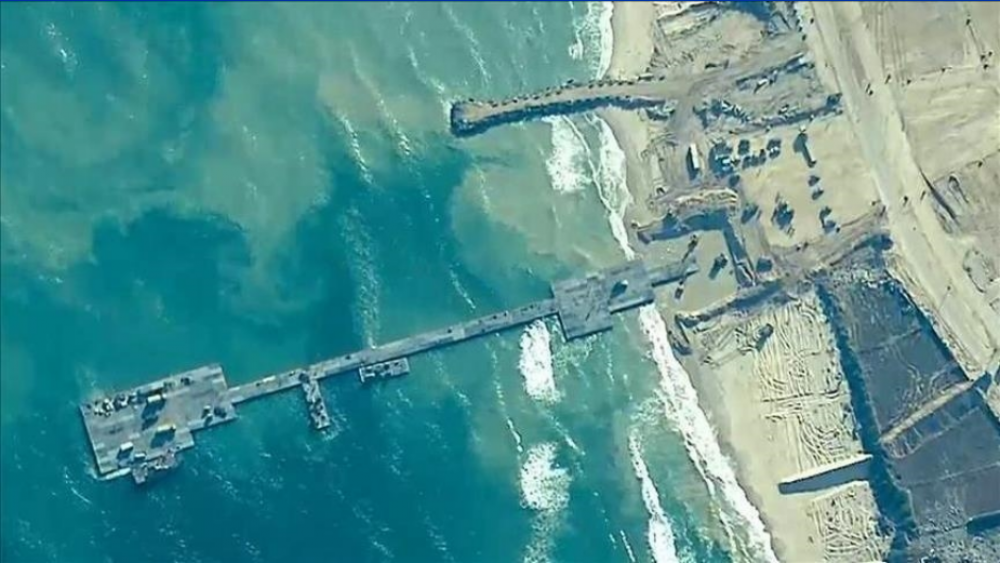 خبير أمريكي: رصيف غزة العائم "مسرحية متكاملة الأركان"