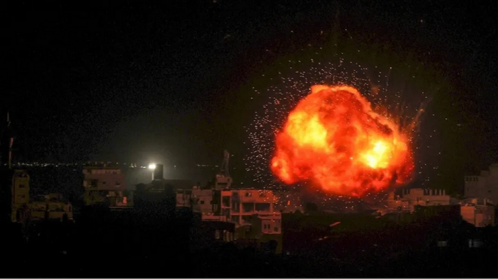 5 شهداء بينهم أطفال في قصف على مخيم المغازي وسط القطاع