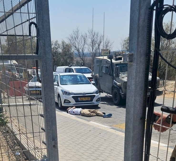 محاولة طعن في "غلاف غزة".. وإطلاق النار على المنفذ