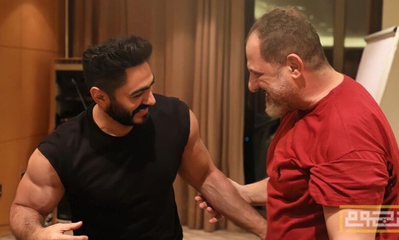 تامر حسني يعتذر إلى خالد الصاوي