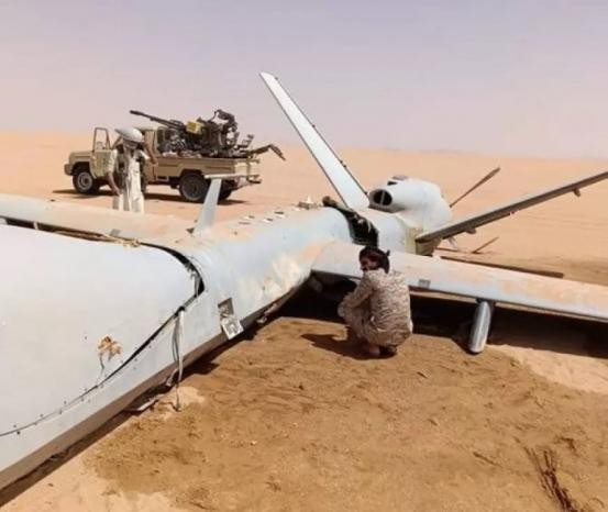 القوات المسلحة اليمنية تسقط طائرة أمريكية فوق صعدة وتستهدف سفينة في خليج عدن