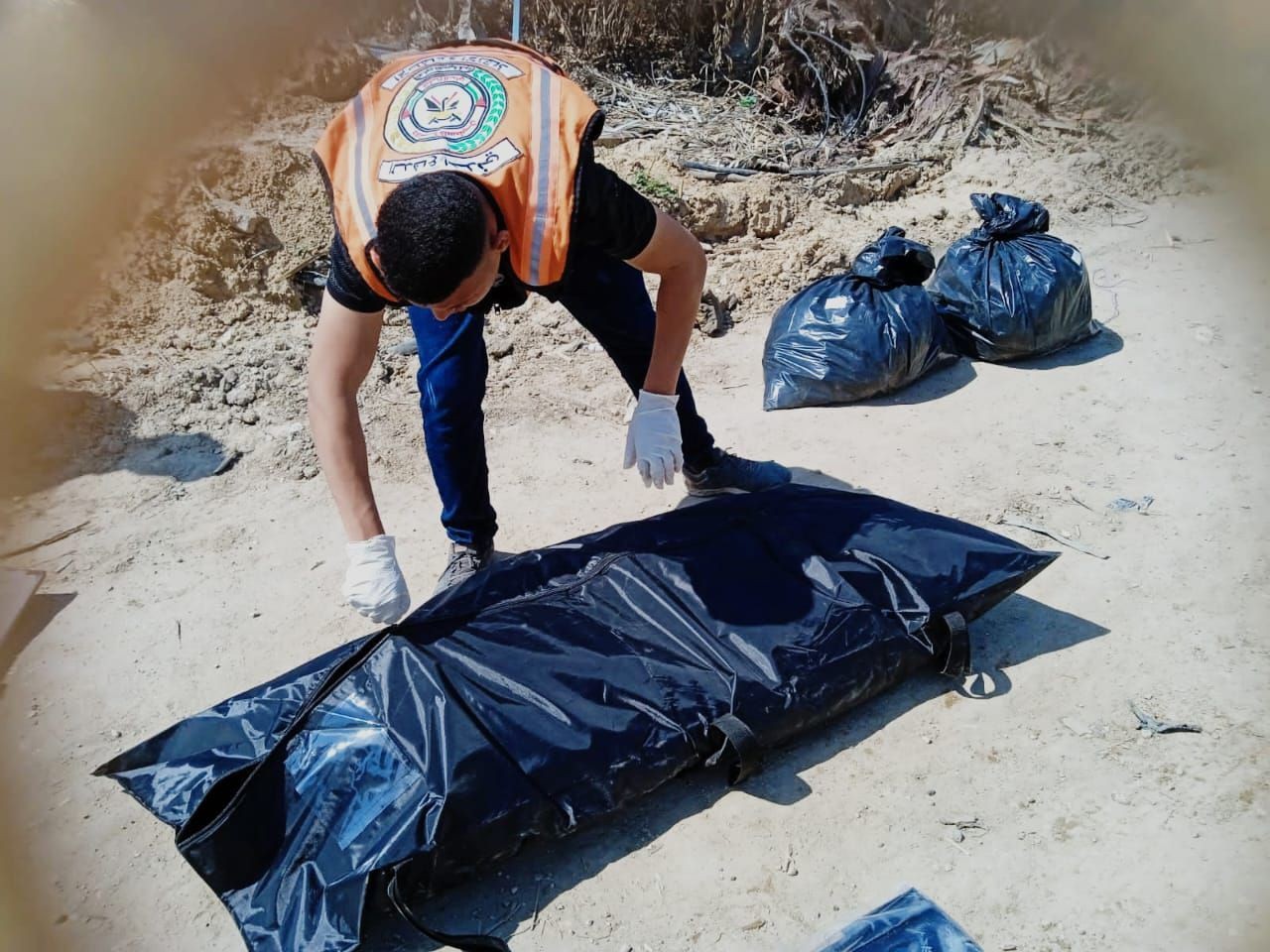 3 شهداء ومصابون في قصف للاحتلال على حي الزيتون في مدينة غزة