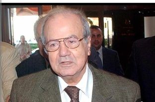 ناعياً فاروق القدومي..