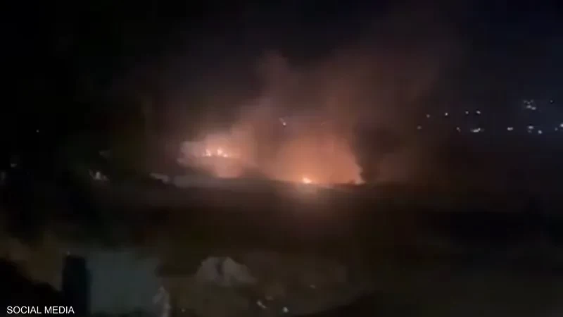 بالفيديو.. إسرائيل تقصف شاحنة صواريخ لحزب الله شرقي لبنان