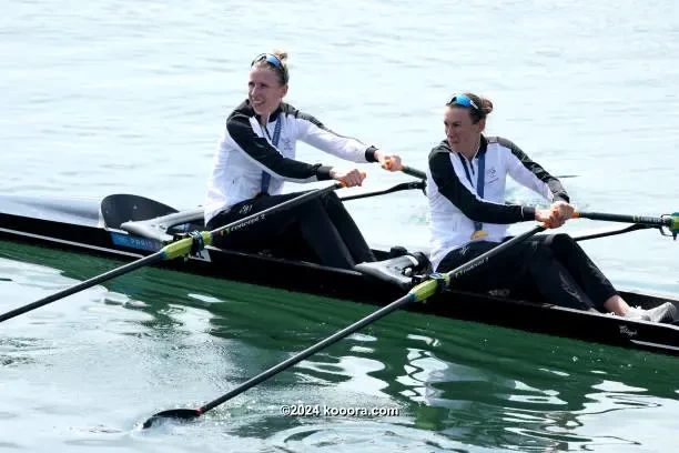 نيوزيلندا تحصد ذهبية سباق التجديف زوجي للسيدات