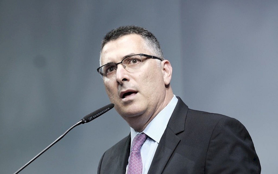 جدعون ساعر ينتقد الرد الإسرائيلي: أعطى حزب الله هذه الفرصة