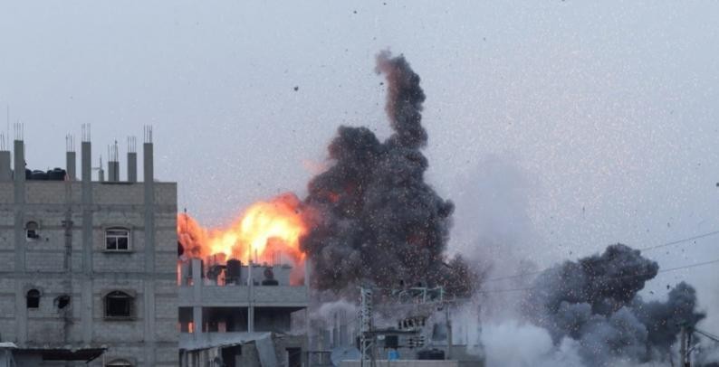 جيش الاحتلال يشن "عملية" عسكرية في خانيونس