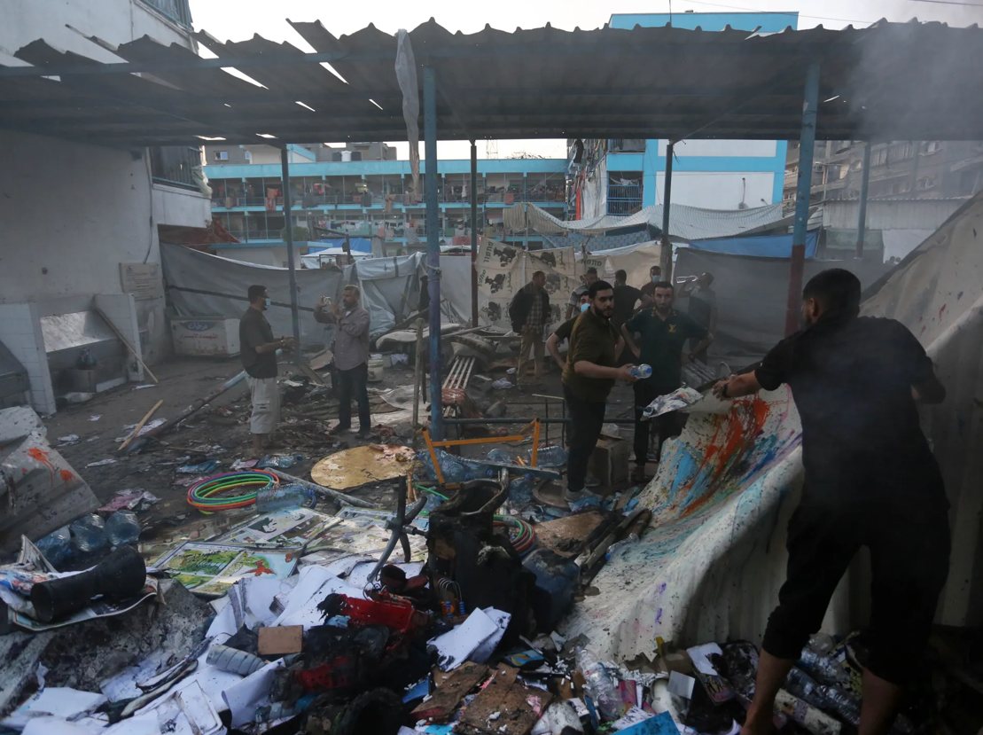 العدد مرشح للارتفاع: تسعة شهداء ومصابون في قصف الاحتلال مدرسة تؤوي نازحين غرب مدينة غزة