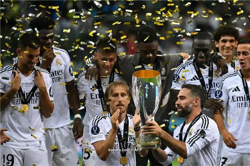 بالصور : بلمسات مبابي..ريال مدريد بطل السوبر الأوروبي