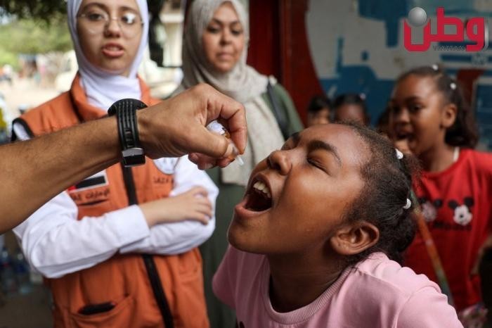 منظمة الصحة العالمية: نجاح المرحلة الأولى من حملة التطعيم ضد شلل الأطفال في غزة