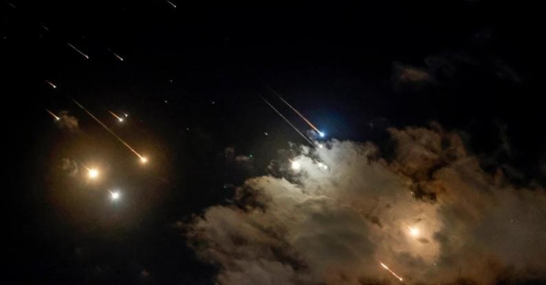 مصدر عسكري ايراني يحذر الاحتلال: يد ايران على الزناد ، والمفاجأة تفوق توقعاته