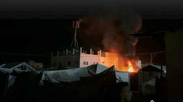 فيديو : 4 شهداء و70 جريحا في قصف الاحتلال لخيام النازحين بمستشفى شهداء الأقصى في دير البلح