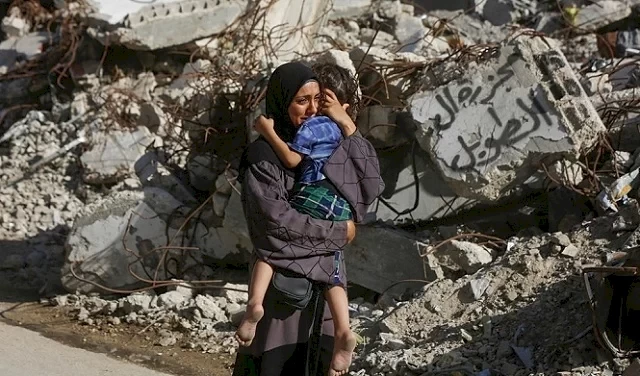 8 شهداء ومصابون في قصف الاحتلال لمنزل غرب مدينة غزة