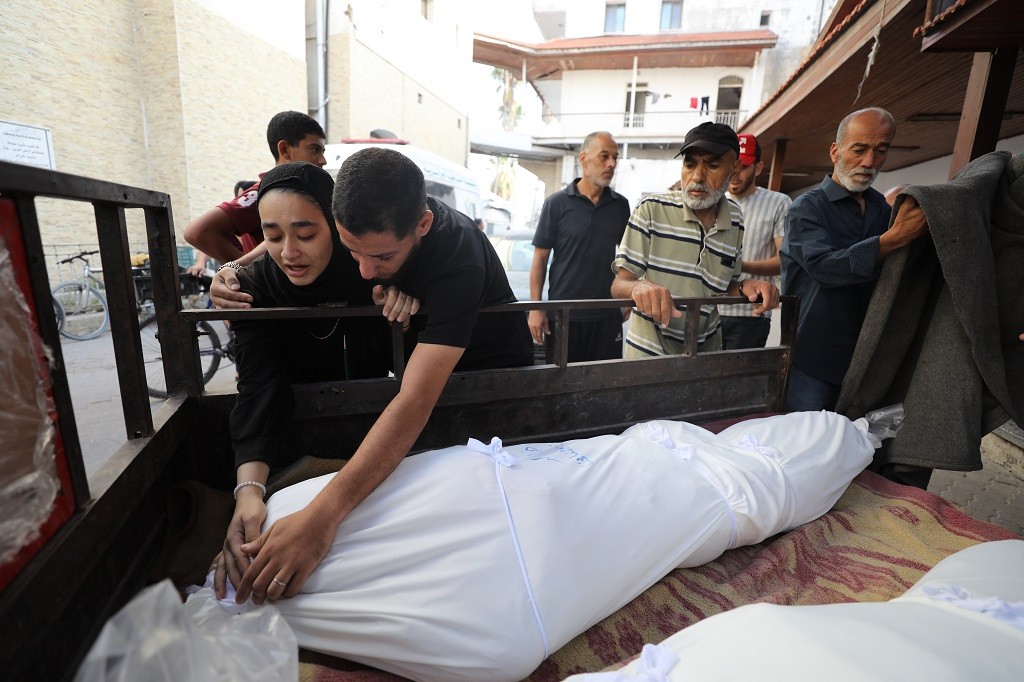 شهيدان وجرحى في قصف الاحتلال غرب مدينة غزة