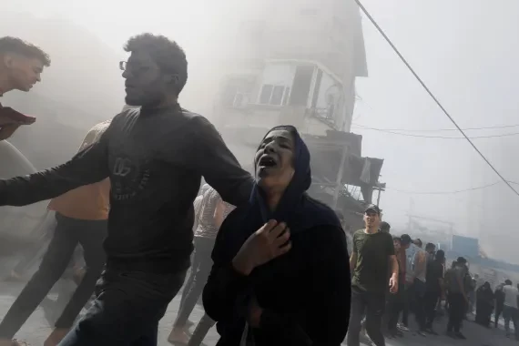 استشهاد أم واثنين من أبنائها بقصف مخيم البريج