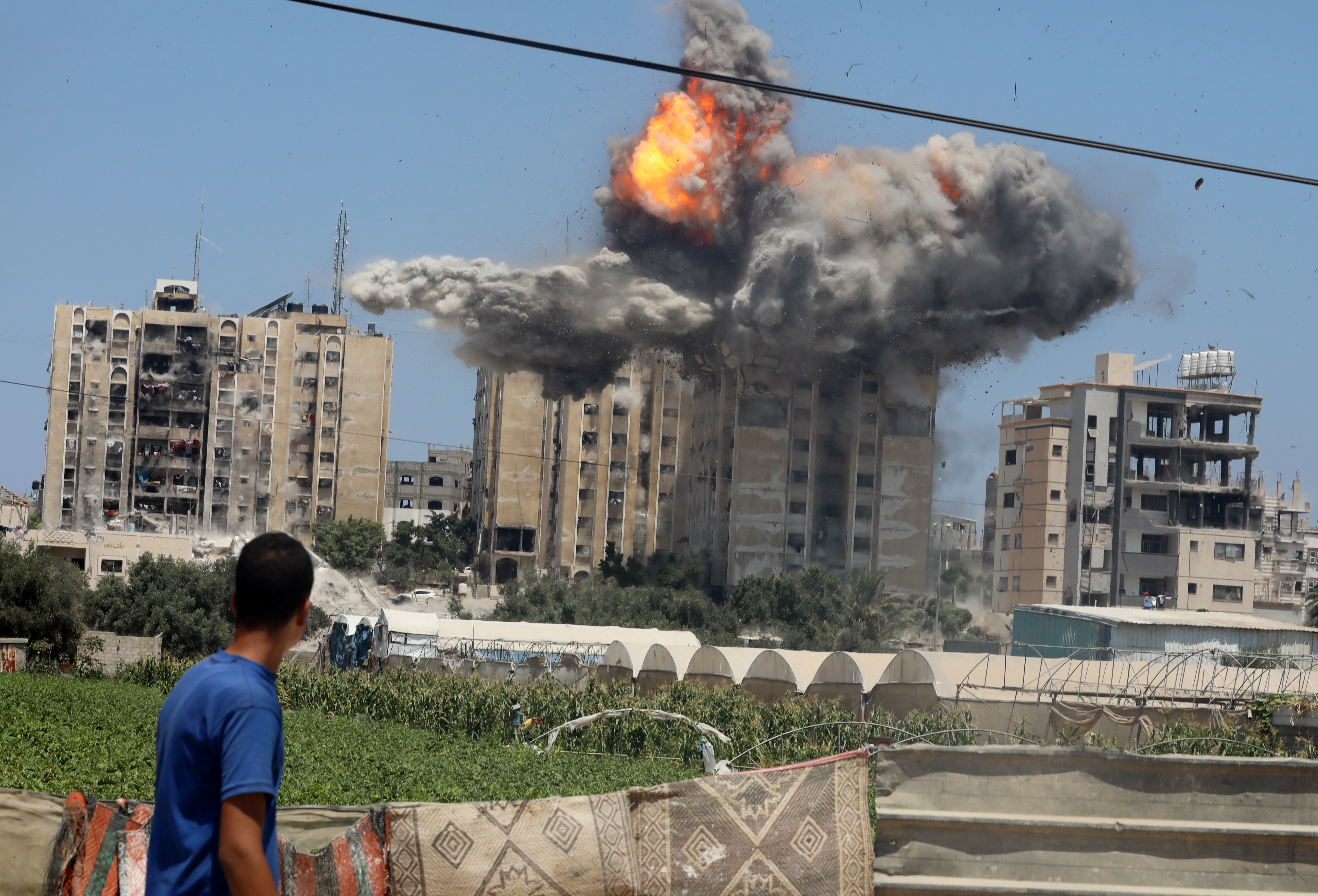 2000 شهيد منذ بدء العملية العسكرية