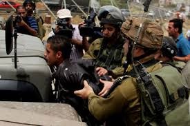 الاحتلال يعتقل 5 مواطنين من طولكرم