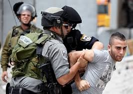 الاحتلال يعتقل مواطنين من بلاطة وعورتا