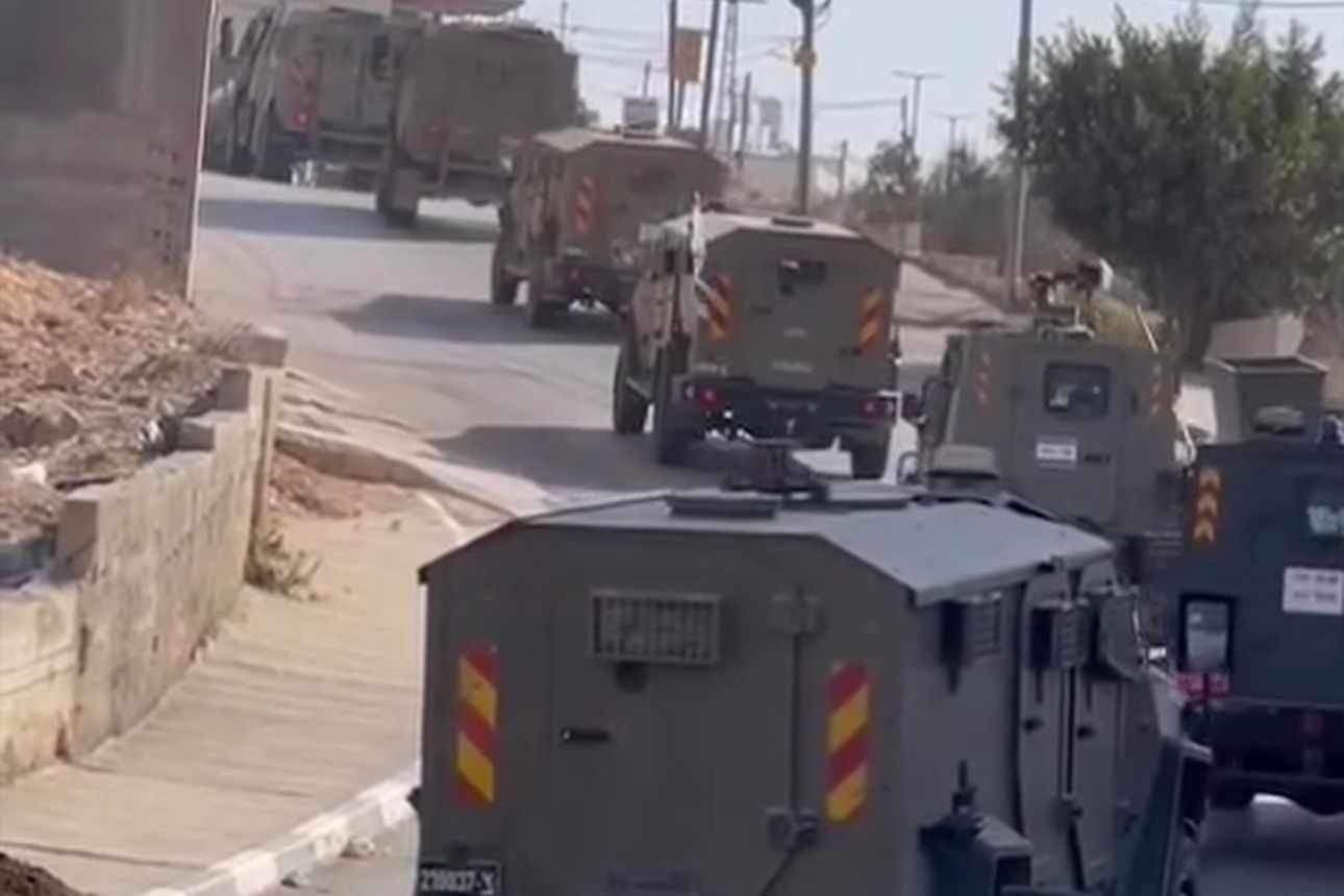 الاحتلال يعتقل 4 مواطنين ويستولي على مركبات خلال اقتحامه عبوين شمال رام الله