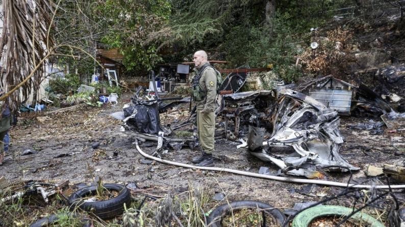 "يديعوت أحرونوت" العبرية: الاتفاق الموقع مع لبنان هو الشر الضروري