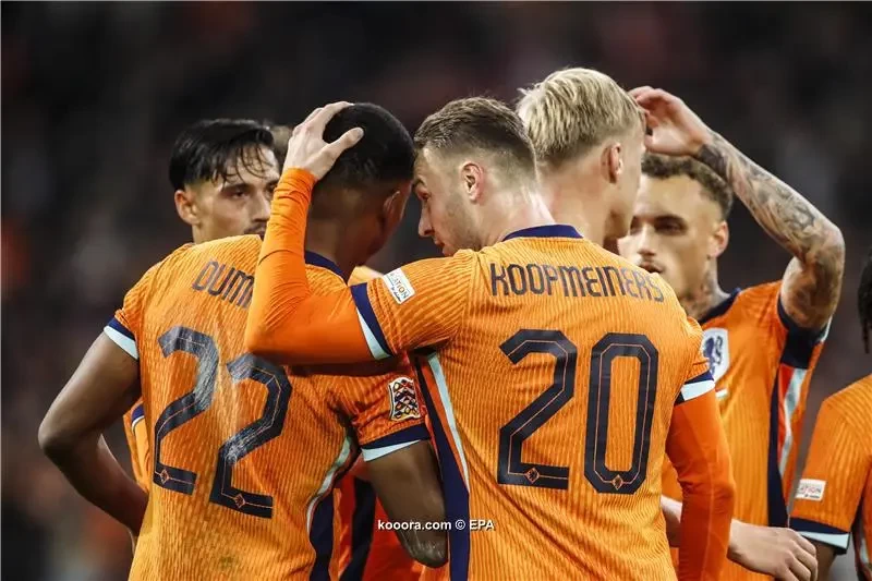 بالصور: هولندا تقسو على المجر