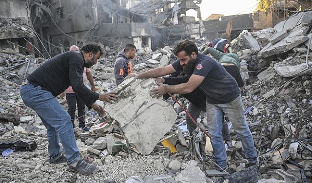 تقرير: الاحتلال مسح 37 بلدة ودمّر 40 ألف وحدة سكنية بشكل كامل جنوب لبنان