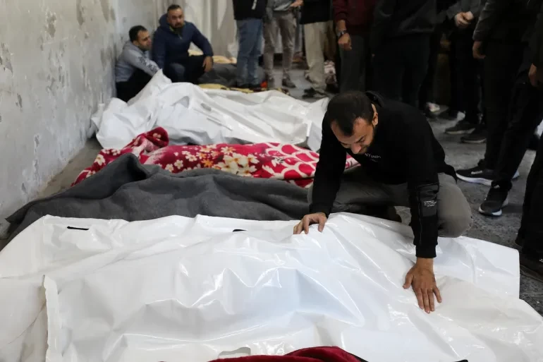 32 شهيدًا وعشرات الجرحى في قصف إسرائيلي متواصل على قطاع غزة