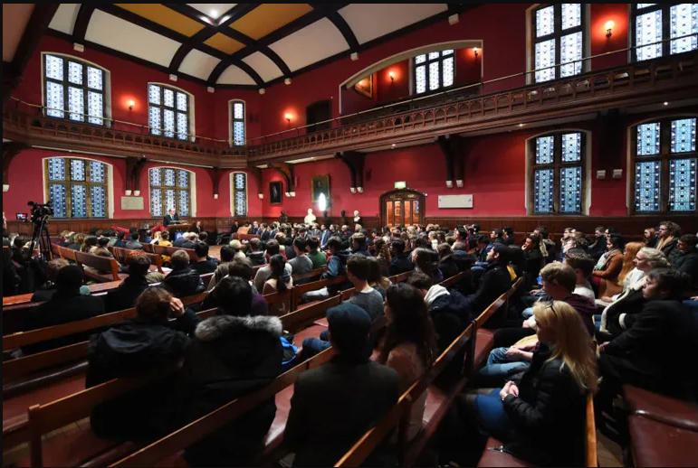 "اتحاد أكسفورد" يصوت: إسرائيل دولة فصل عنصري ترتكب إبادة جماعية