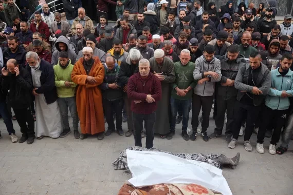 شهداء وجرحى في قصف إسرائيلي على غزة ورفح