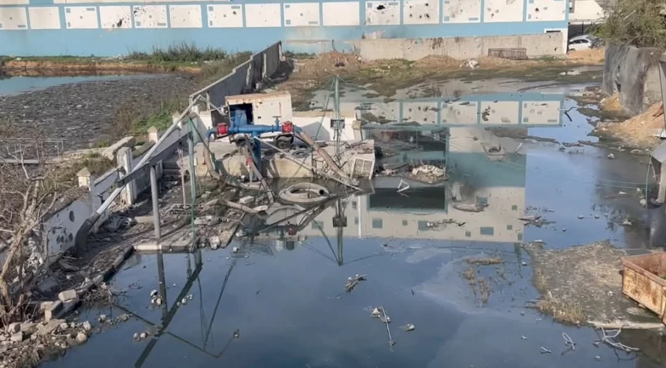 بلدية غزة تحذر من كارثة بيئية وتناشد لإعادة تأهيل محطات الصرف الصحي