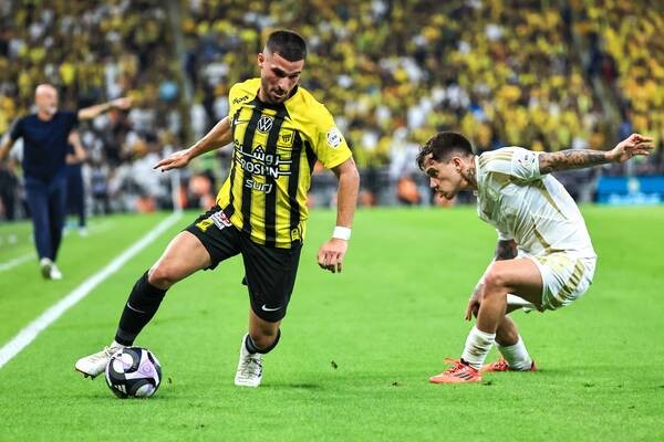 بالصور.. اتحاد جدة يصعق النصر بسيناريو قاتل
