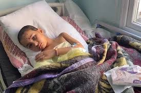 فيديو : إجلاء أطفال ومرضى من غزة لتلقي العلاج بالخارج