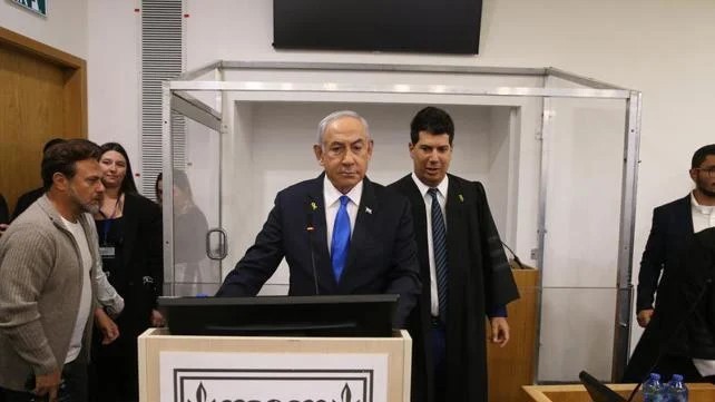 هيئة القضاة تقرر عقد 4 جلسات أسبوعيًا لتسريع محاكمة نتنياهو