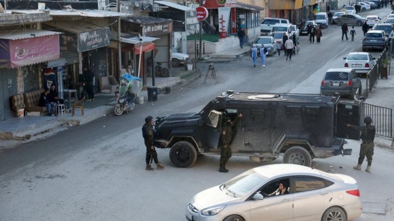 الضحية الثامنة منذ بدء الاحداث.. مقتل نقيب في جهاز المخابرات في مخيم جنين