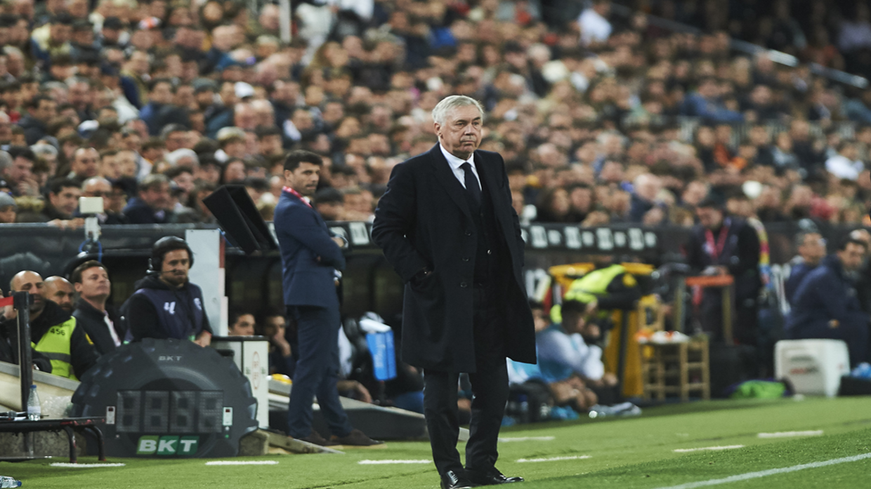 أنشيلوتي يقرر الرحيل عن ريال مدريد