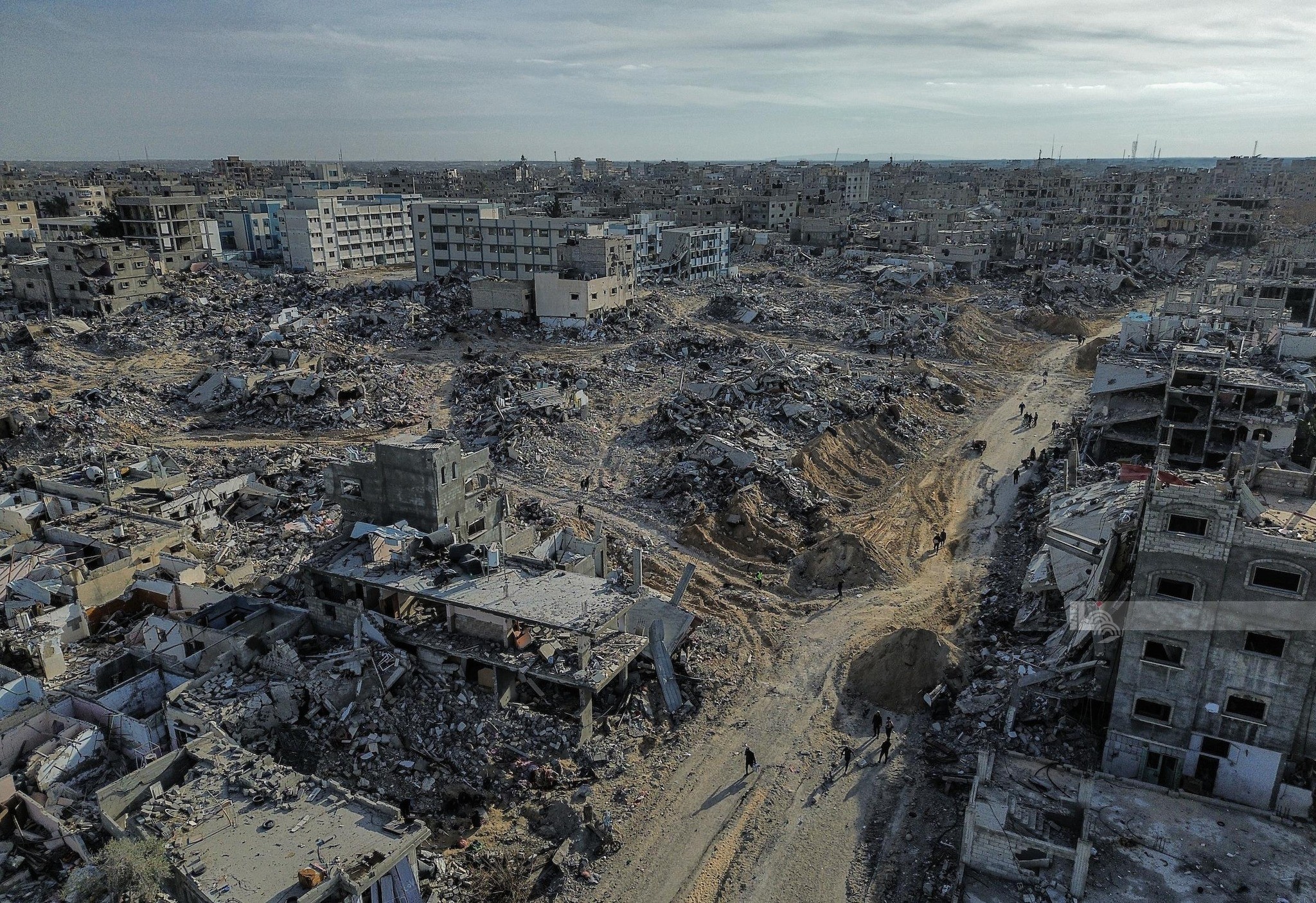 غزة: استشهاد مواطنين متأثرين بجروحهما وانتشال جثمان شهيد